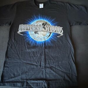 Universals Studios Men’s Medium T-Shirt